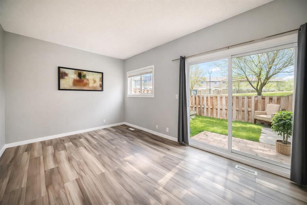 Additional image 6 of 41-5520 1 Avenue SE, Calgary, AB, T2A 5Z7