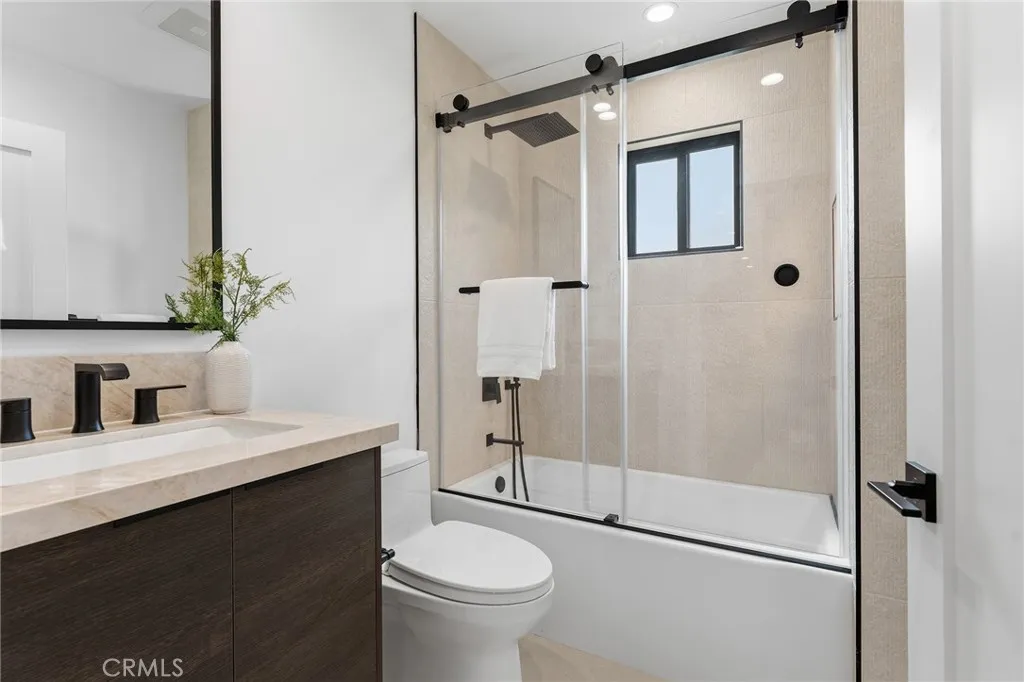 Additional image 72 of 23463 Sylvan Street, Woodland Hills, CA 91367