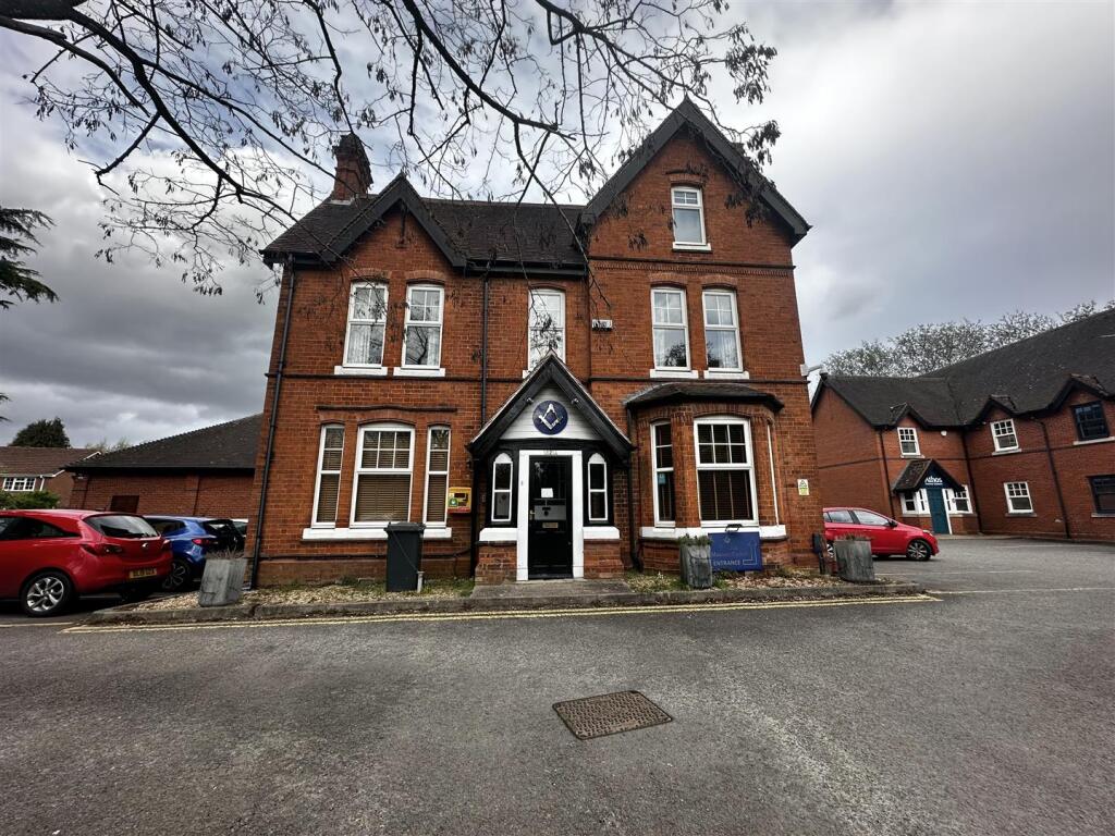 Warwick Road, Knowle