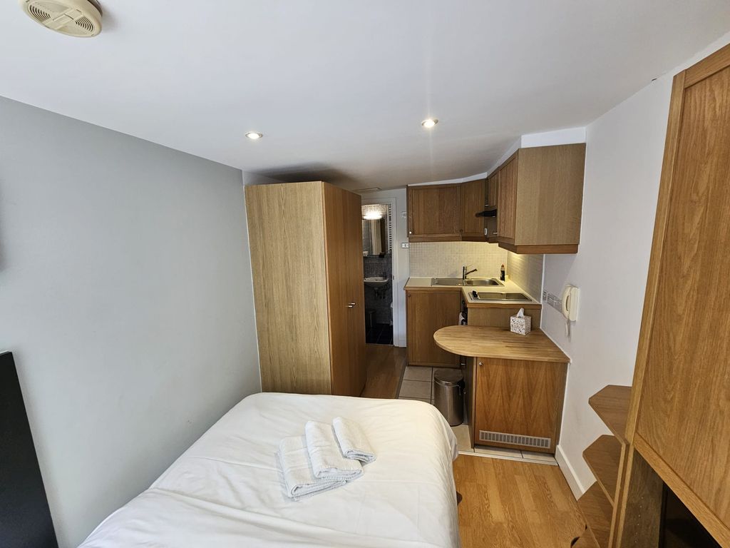 Additional image 6 of Studio to rentCartwright Gardens, London WC1H