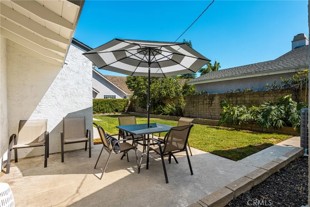 Additional image 92 of 1842 N Greenbrier Rd, Long Beach, CA 90815