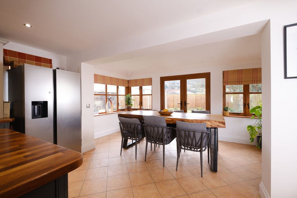 Additional image 12 of 5 bed detached house for saleYew Tree Close, Whitchurch, Ross-On-Wye, Herefordshire HR9