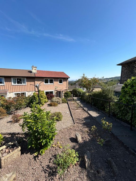 3 bed semi-detached house to rentGlenartney Terrace, Craigie, Perth PH2