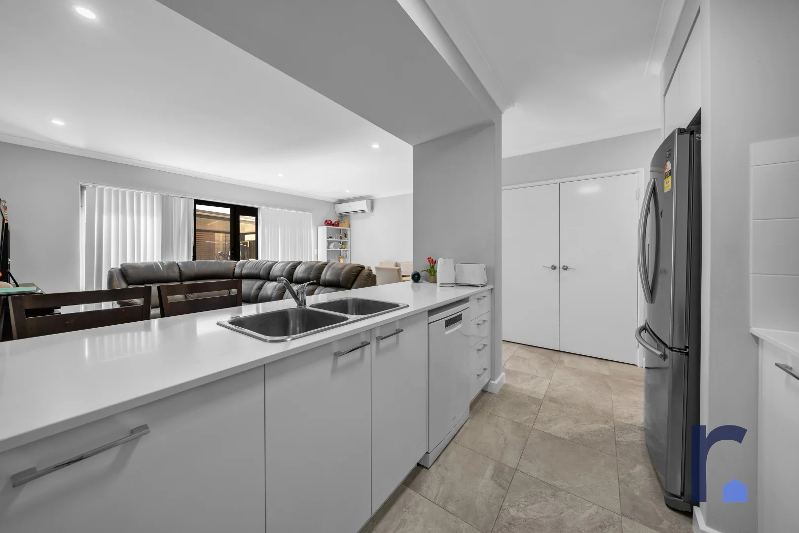 Additional image 15 of 324 Egerton Drive, Aveley WA 6069