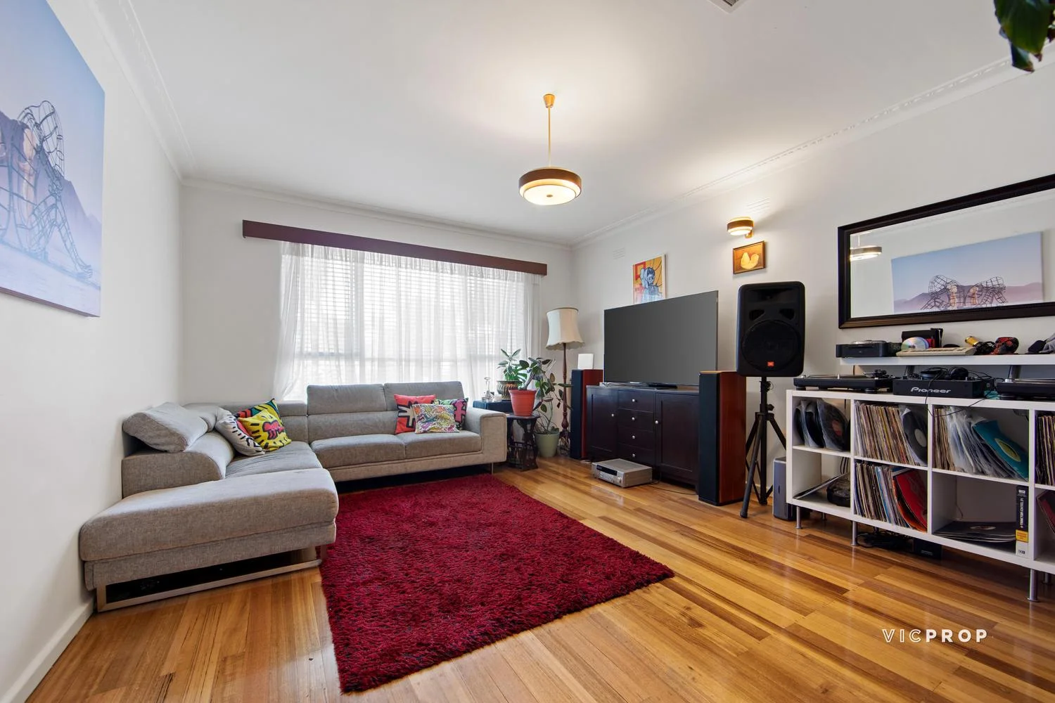 Additional image 2 of 11 McRae Avenue, St Albans VIC 3021