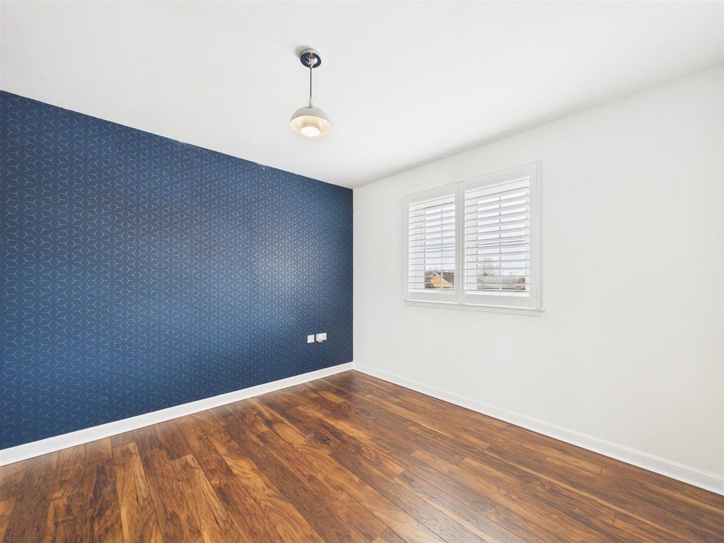 Additional image 10 of 2 bed flat for salePorterfield Road, Renfrew PA4