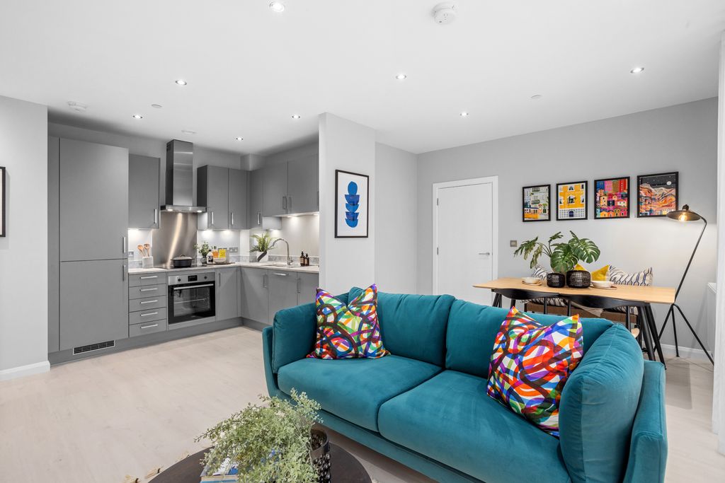 Additional image 6 of 1 bed flat to rentFielders Crescent, Barking IG11