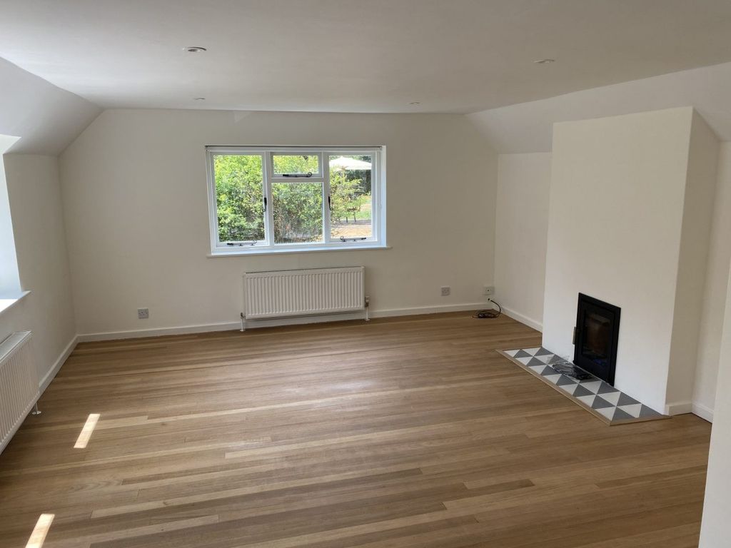 Additional image 4 of 3 bed flat to rentTerwick Lane, Rogate, Petersfield, Hampshire GU31