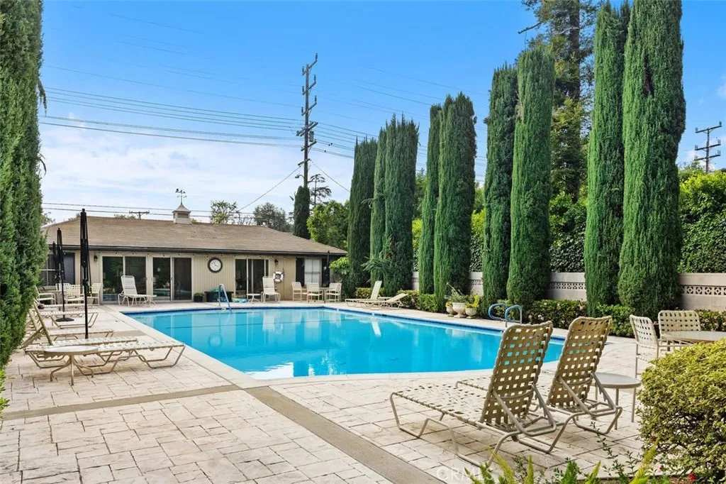 1235 S Orange Grove Boulevard Unit 1, Pasadena, CA 91105