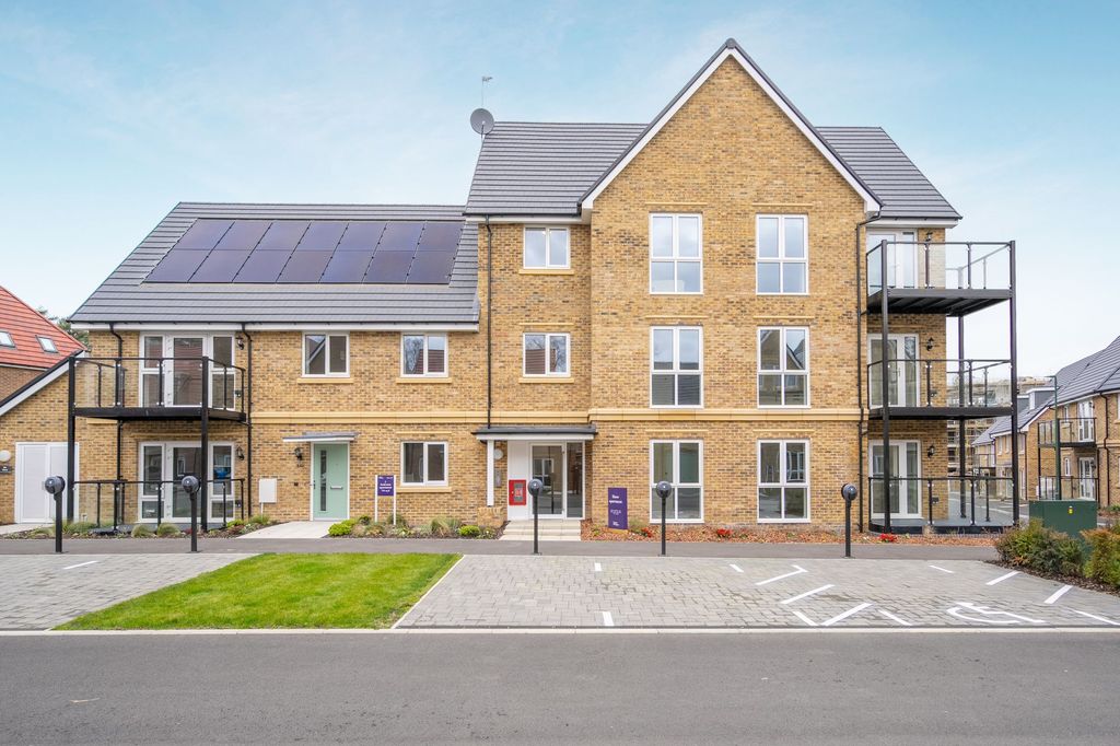 2 bed flat to rentArchibald House, Ascot SL5