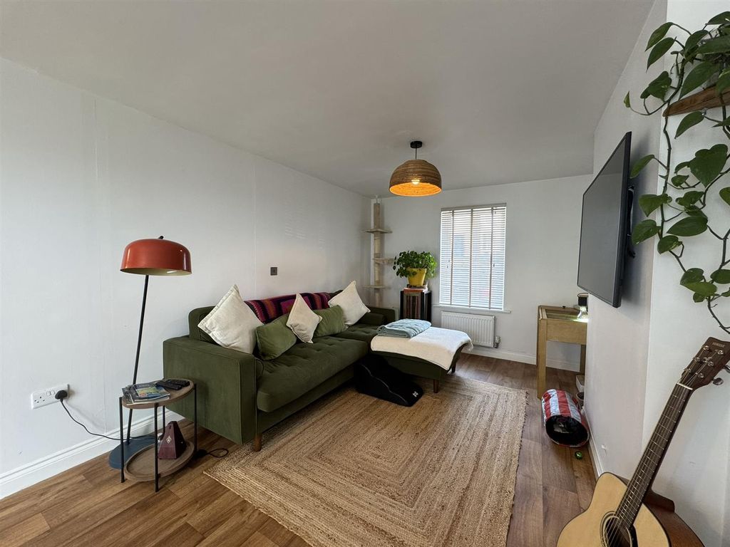 Additional image 5 of 3 bed end terrace house to rentKeay Heights, St. Austell PL25