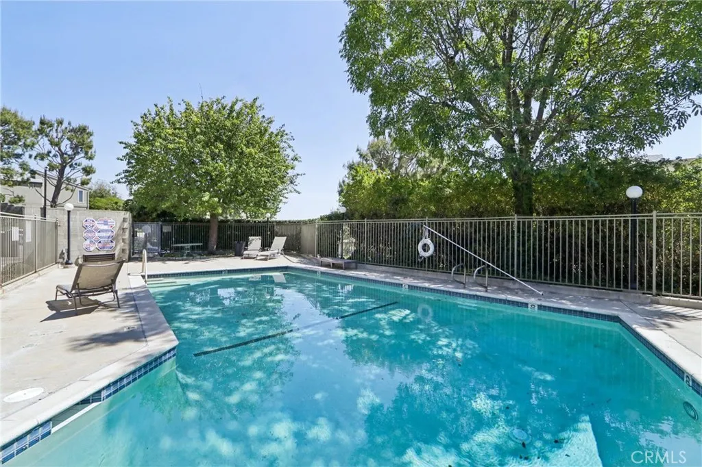 15786 Midwood Drive Unit 4, Granada Hills, CA 91344