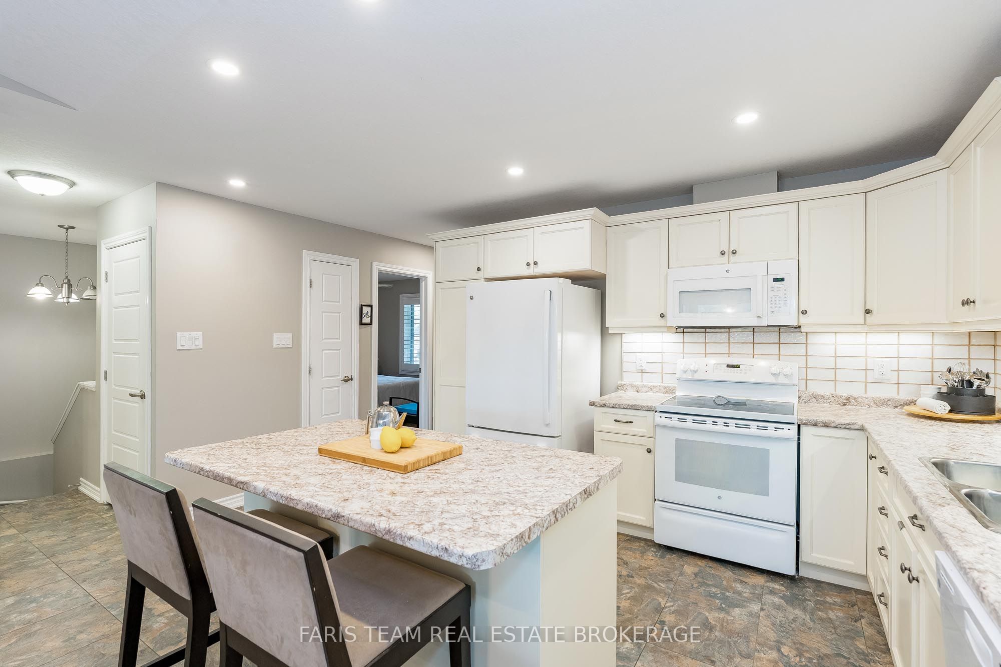 Additional image 6 of 8 Chamberlain Crescent, Penetanguishene, ON, L9M 0A5