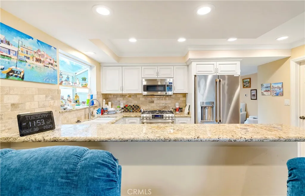 Additional image 46 of 325 Grand Canal, Newport Beach, CA 92662