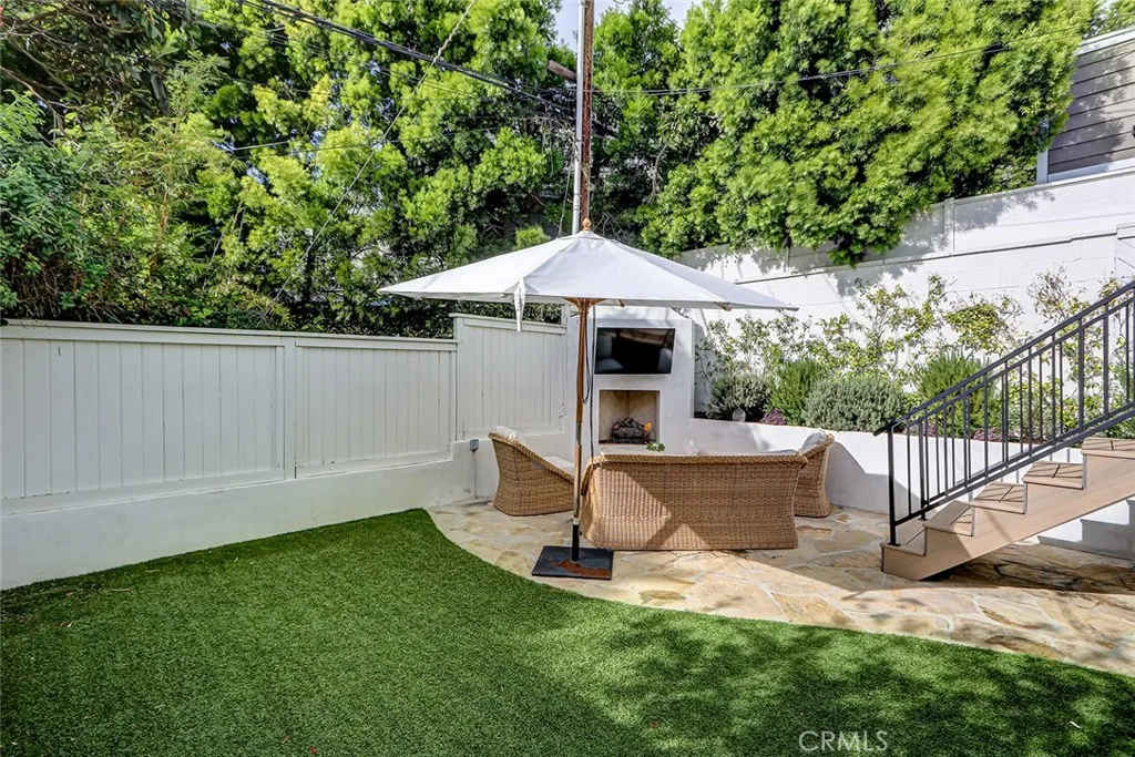 Additional image 59 of 3211 N Valley Dr, Manhattan Beach, CA 90266