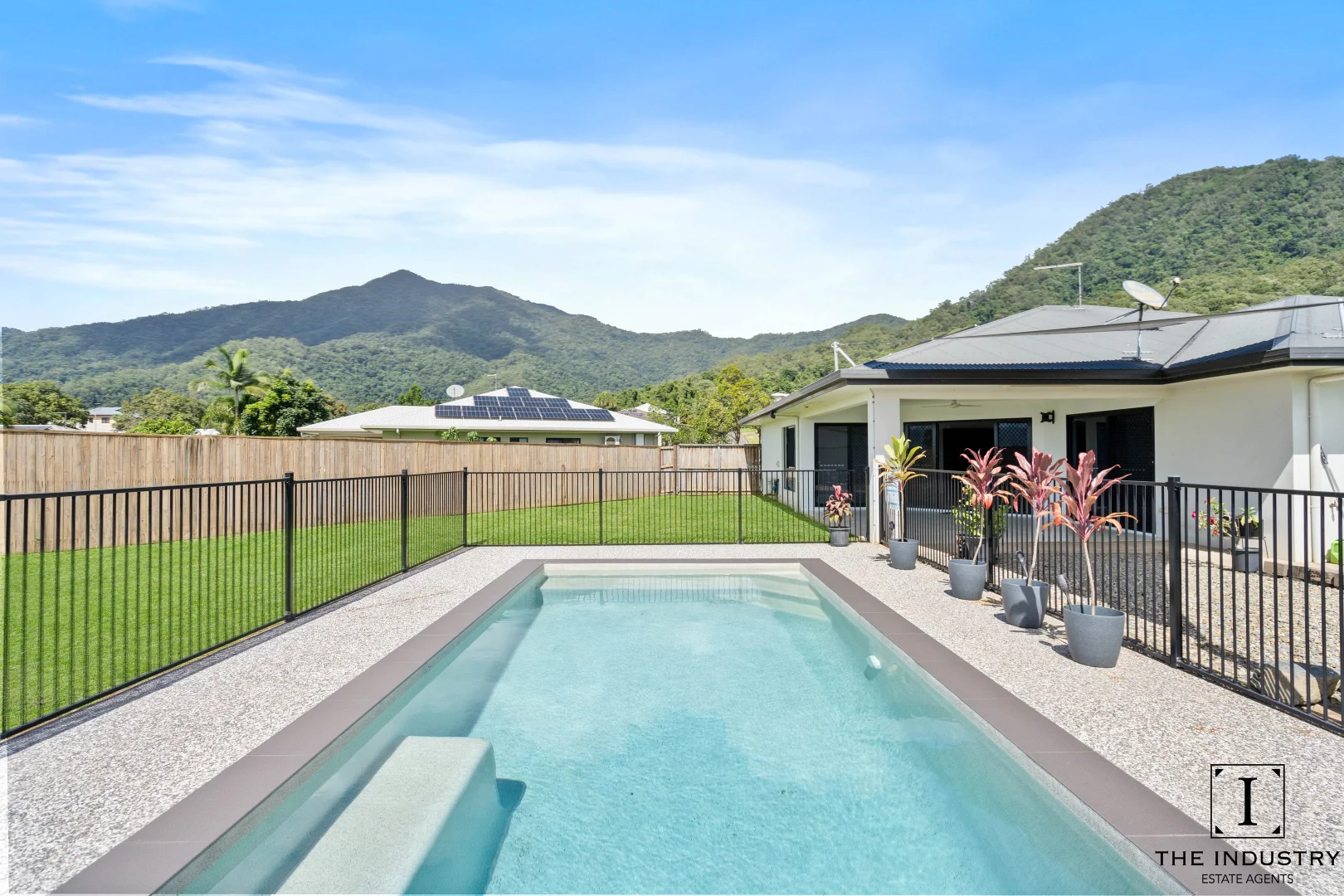 Additional image 2 of 18 Tyenna Close, Bentley Park QLD 4869