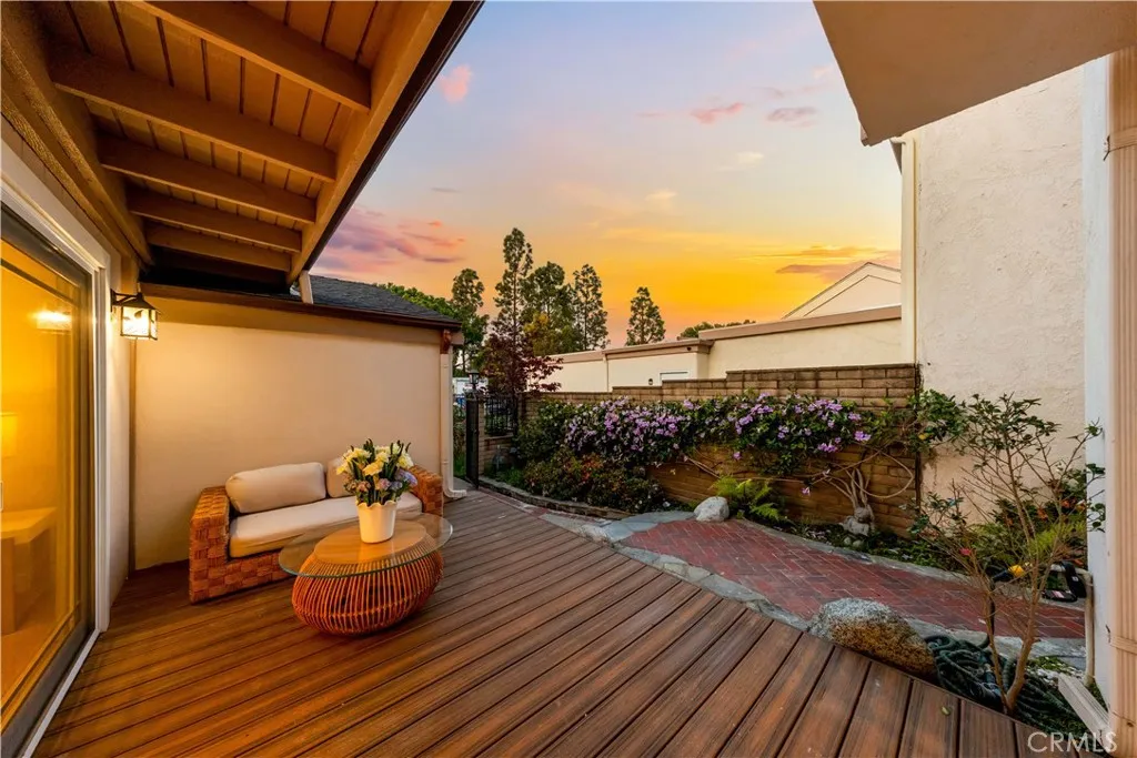 Additional image 111 of 54 Willow Tree Ln, Irvine, CA 92612