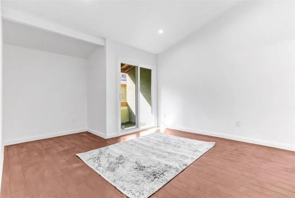 Additional image 26 of 6155 Reseda Blvd Unit 4, Tarzana, CA 91335