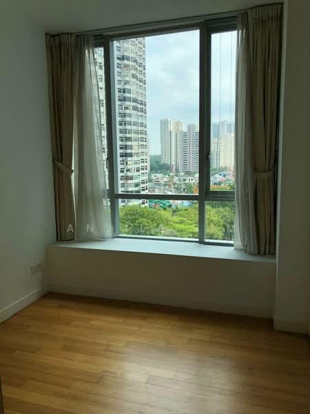 9 Amber Gardens photo 5