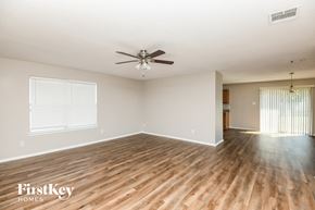920 Dove Meadows Drive, Arlington, TX, 76002 photo 2
