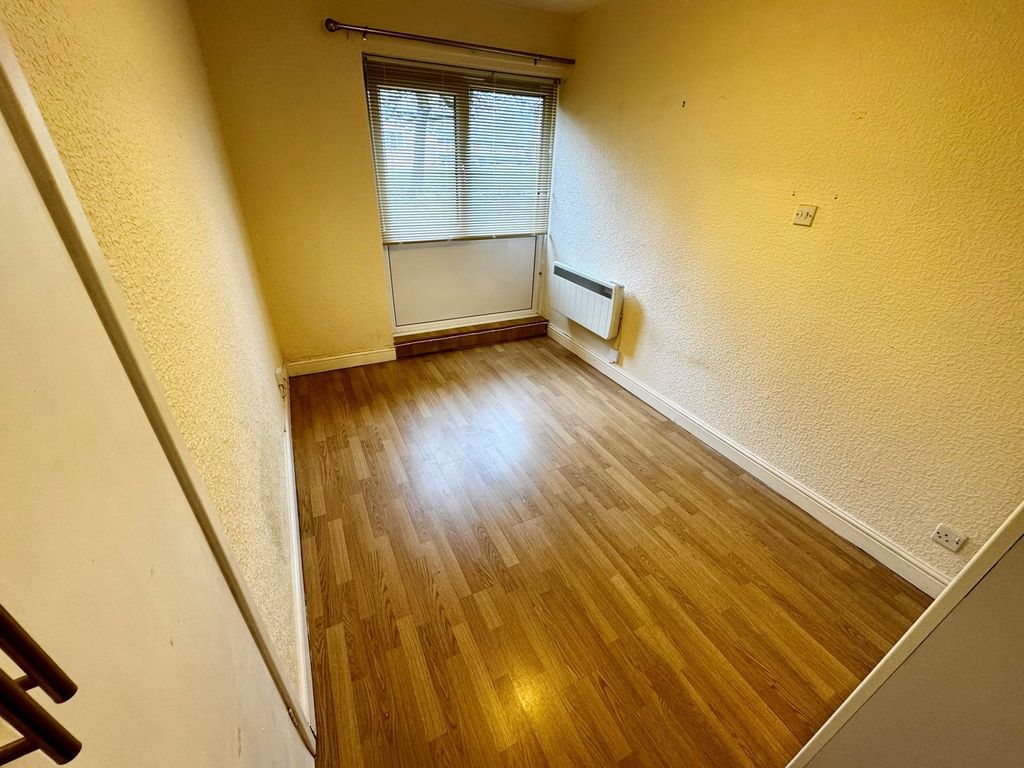 Additional image 5 of 2 bed flat for saleEdgmond Court, Sunderland SR2