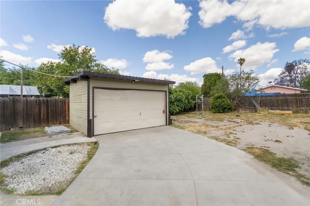 Additional image 29 of 1150 W Victoria Street, San Bernardino, CA 92411