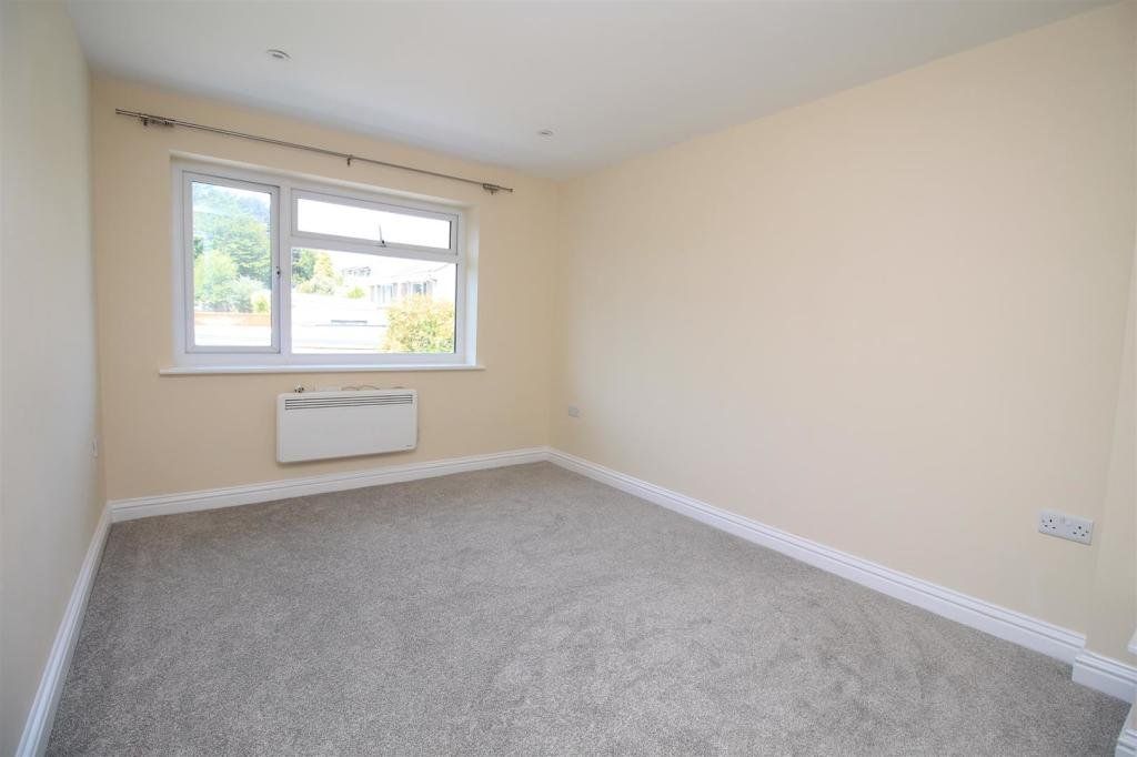 Additional image 5 of 1 bed flat to rentNormans Court, Downsway, Shoreham By Sea BN43