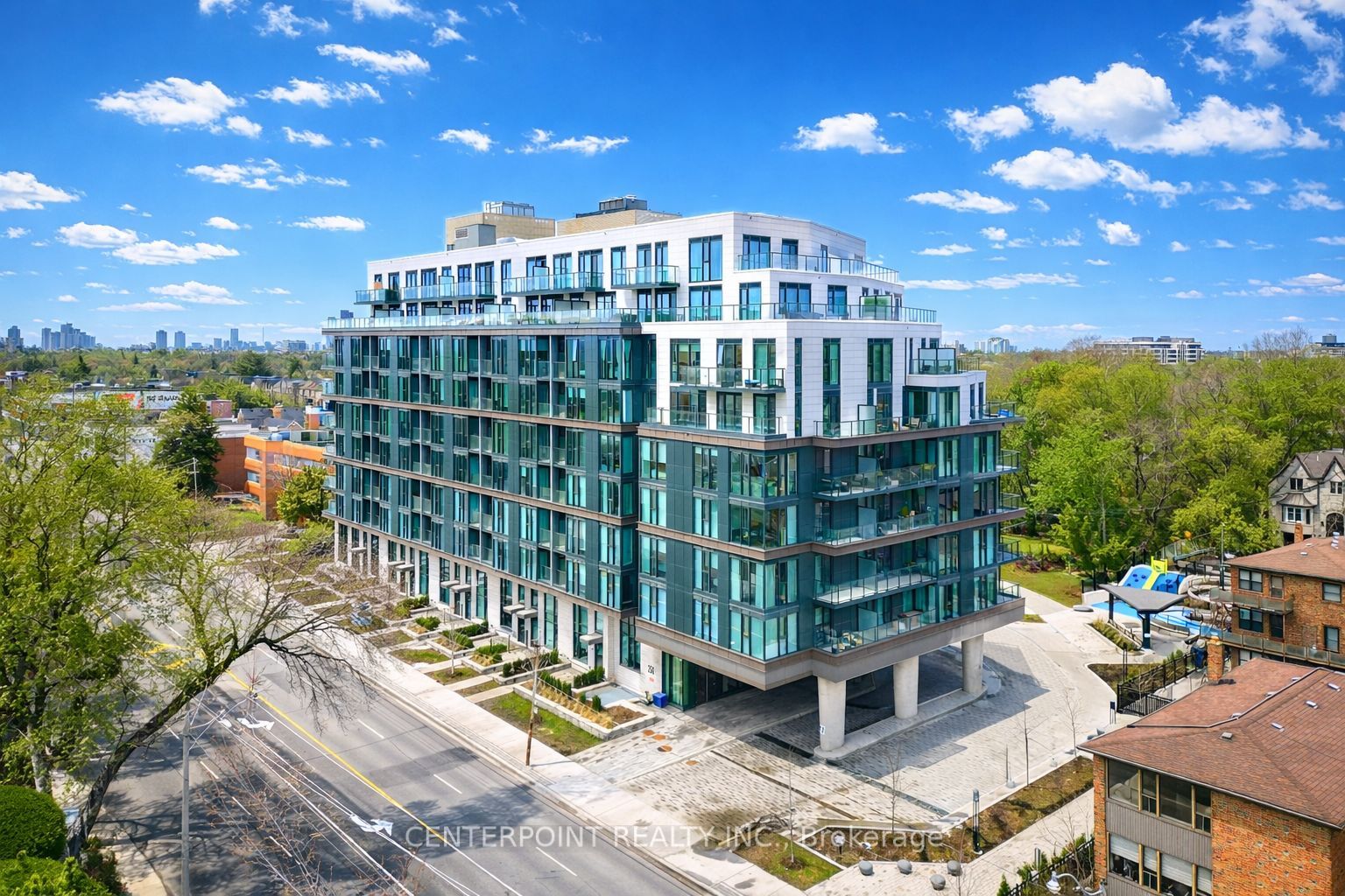 519-250 Lawrence Avenue W, Toronto, ON, M5M 1B1