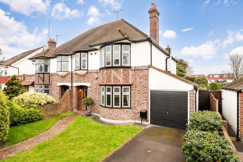Bath Road, Hounslow TW3