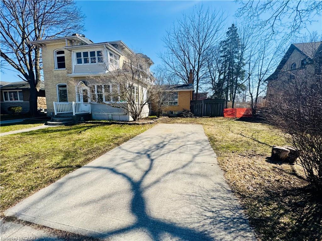 B-127 Laurel Street, Cambridge, ON, N3H 3Y5