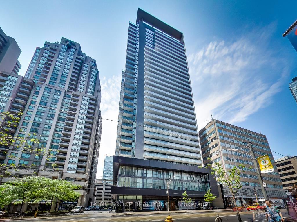 2604-770 Bay Street, Toronto, ON, M5G 1N6