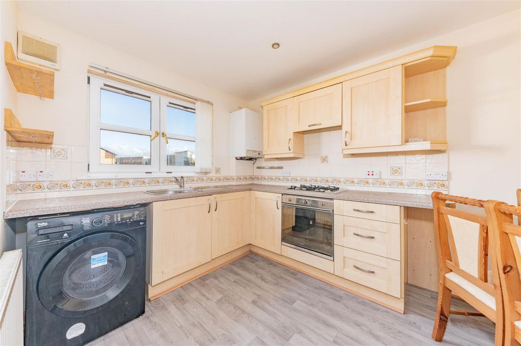 Additional image 6 of 2 bed flat for saleBlackness Road, Dundee DD1