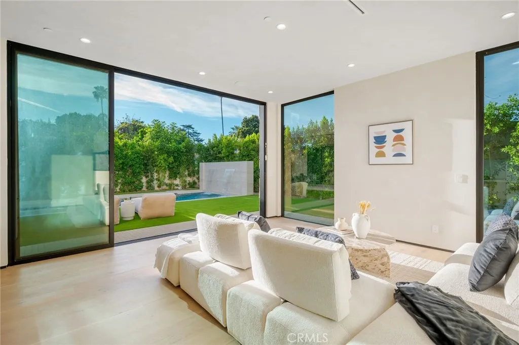 Additional image 39 of 15447 Huston St, Sherman Oaks, CA 91403