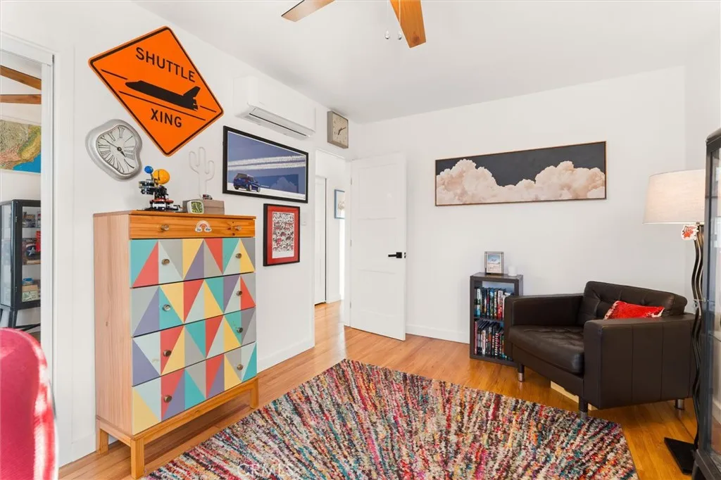 Additional image 52 of 527 W 106th Street, Los Angeles, CA 90044