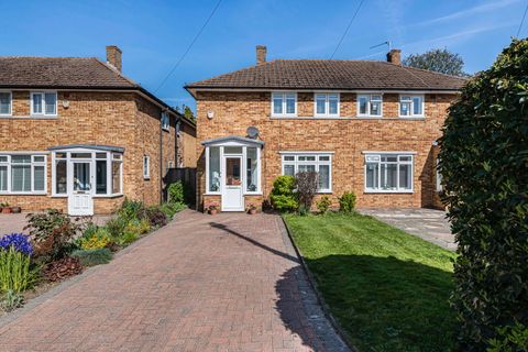 Aviemore Close, Beckenham BR3
