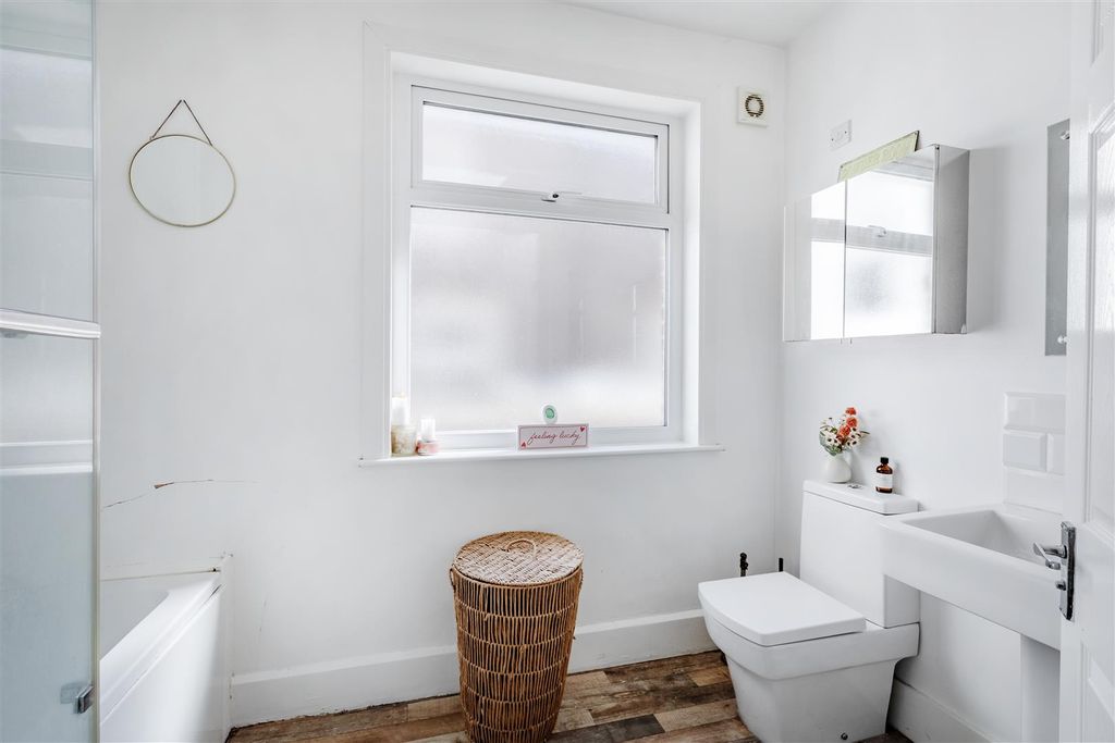 Additional image 7 of 1 bed flat for saleLauriston Road, Brighton BN1