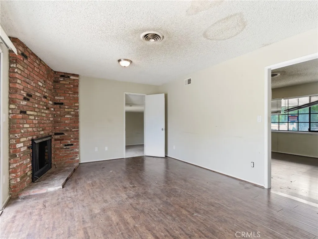 Additional image 38 of 10127 Foothill Boulevard, Sylmar, CA 91342