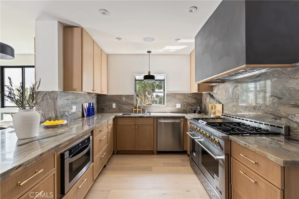 Additional image 54 of 636 Bay St, Santa Monica, CA 90405