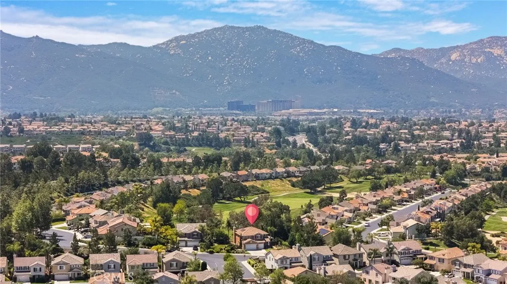 45405 Vanowen Lane, Temecula, CA 92592