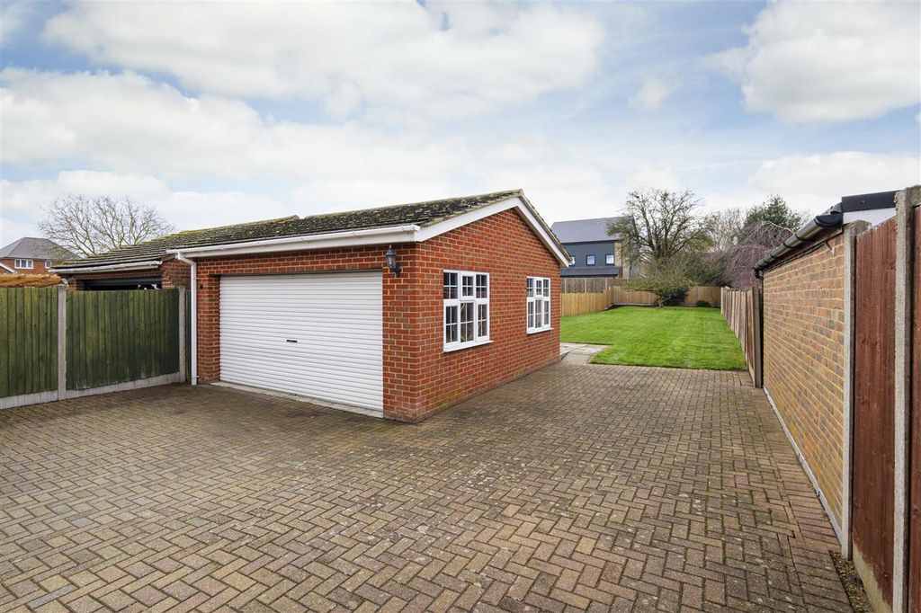 Additional image 22 of 5 bed detached house for saleLower Rainham Road, Rainham ME8