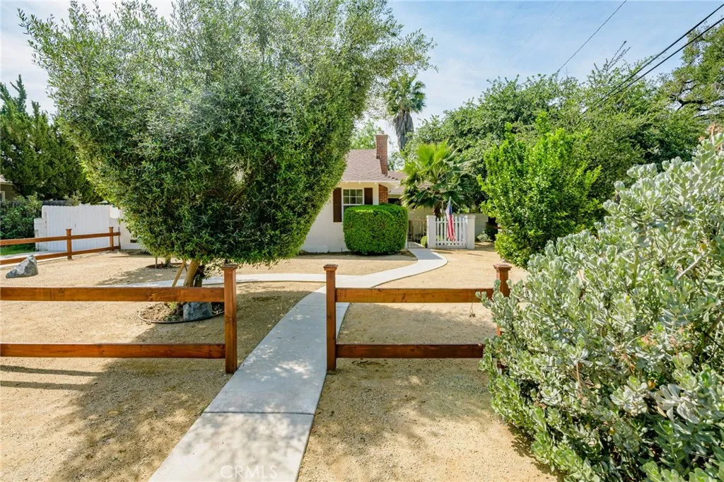 Additional image 34 of 17256 Lemay St, Lake Balboa, CA 91406