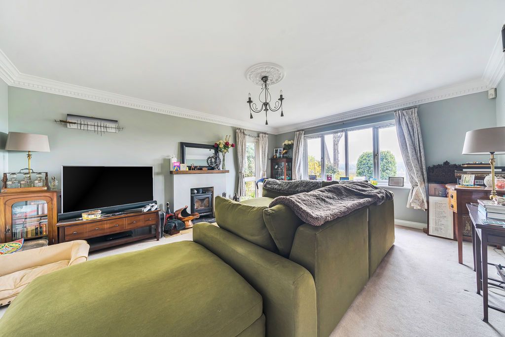 Additional image 4 of 4 bed detached house to rentShadyhanger, Godalming GU7