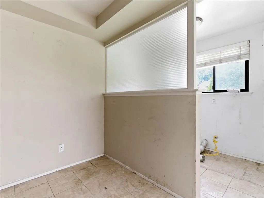 Additional image 46 of 10127 Foothill Boulevard, Sylmar, CA 91342
