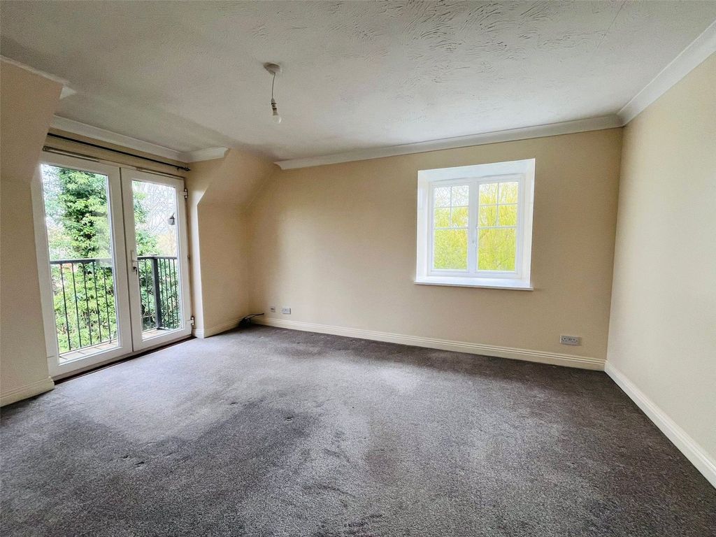 Additional image 3 of 2 bed flat to rentGould Close, Newbury, Berkshire RG14