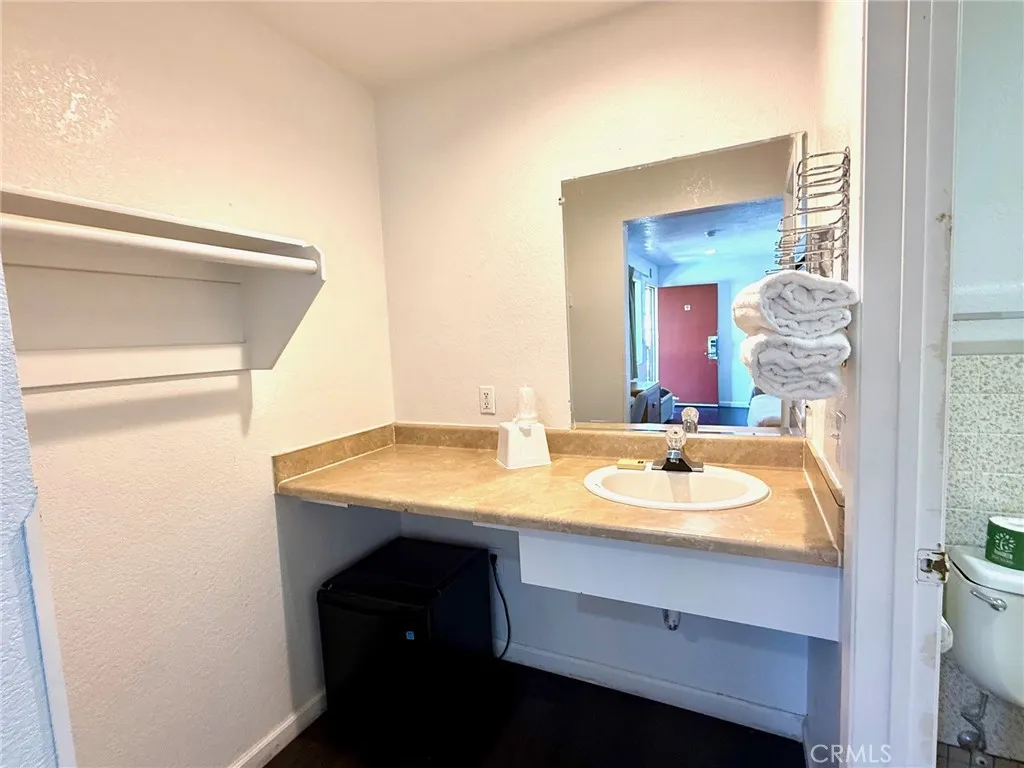 Additional image 56 of 430 W Palmdale Blvd, Palmdale, CA 93551