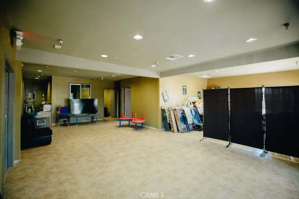 Additional image 42 of 847 N E Street, San Bernardino, CA 92410