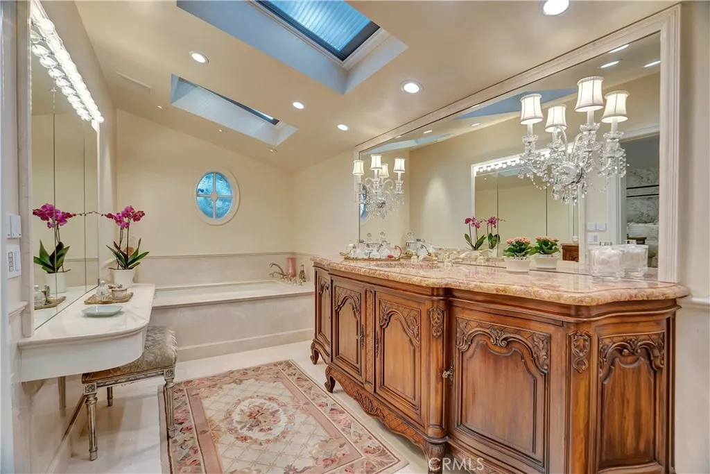 Additional image 59 of 17420 Rancho St, Encino, CA 91316