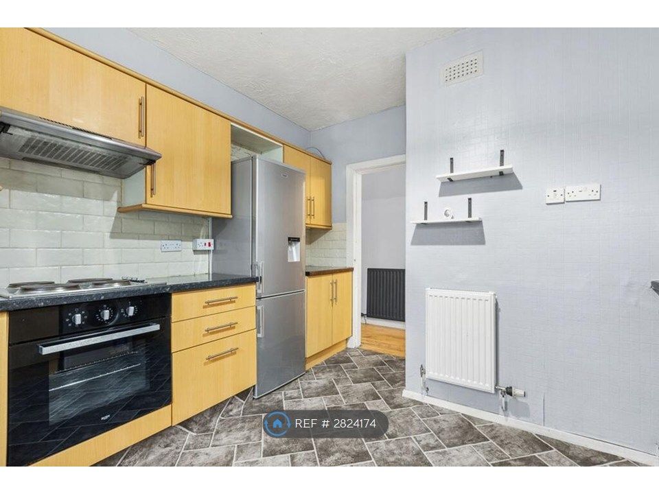 Additional image 7 of 2 bed flat to rentElm Avenue, Renfrew PA4