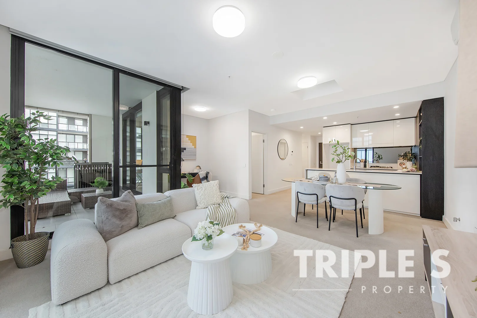 Additional image 2 of 817/11 Verona Drive, Wentworth Point NSW 2127