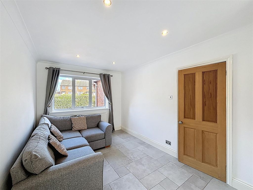 Additional image 8 of 5 bed detached house for saleMain Road, Humbleton, Hull HU11